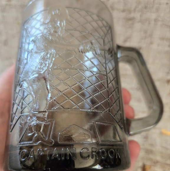 McDonald's 1970s Captain Crook Mug Grey Glass - Picture 2 of 5